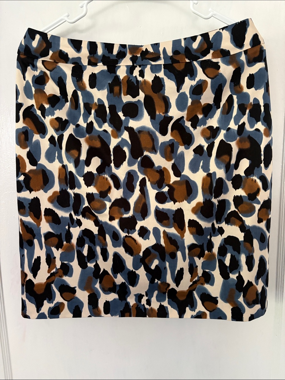 Valerie Bertinelli Leopard Print Pencil Skirt in Blue, Brown & Black
